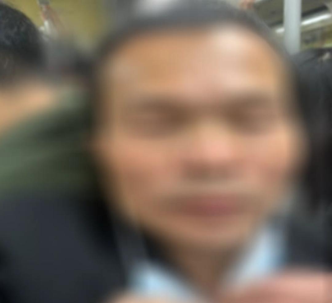 DƬ